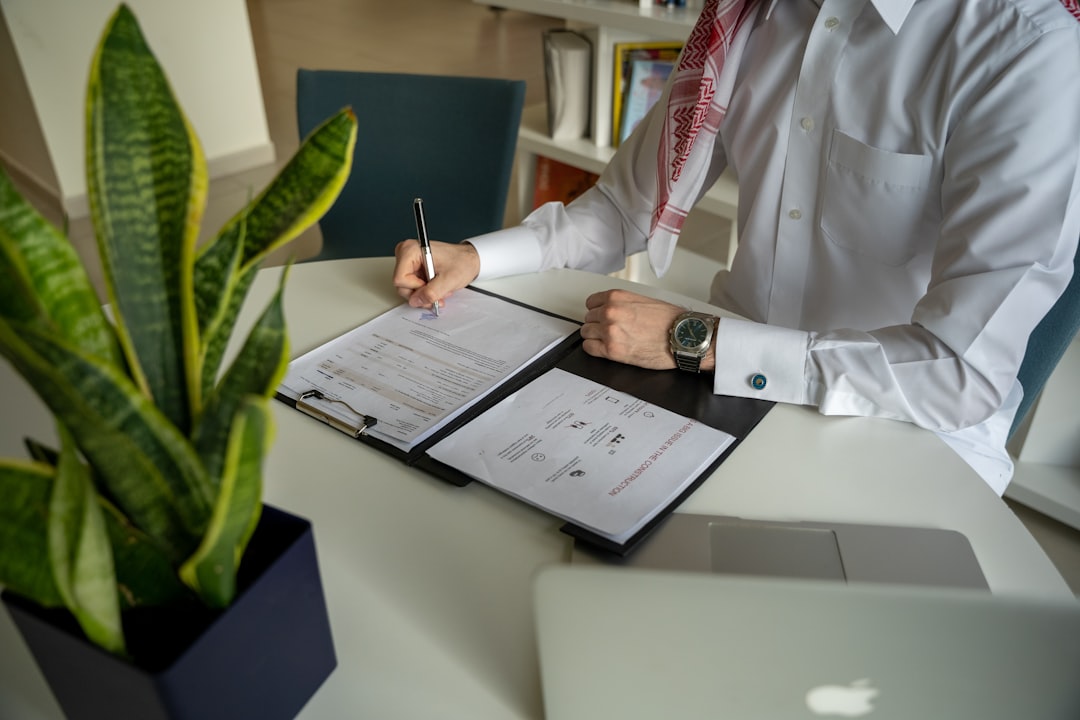 How to Register a Company in UAE: Step-by-Step Guide