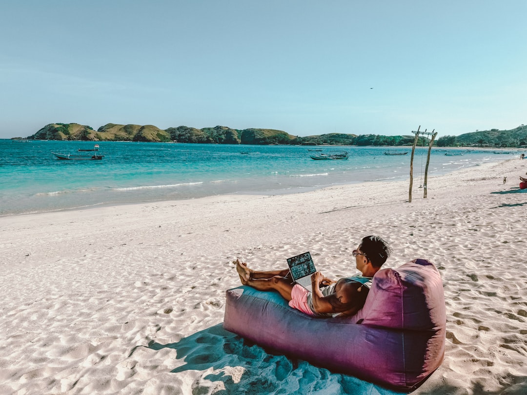 UAE Remote Work Visa Guide 2026: How to Live in Dubai and Work for Overseas Employers